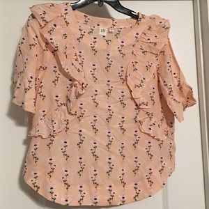 GAP floral spring top